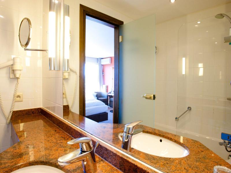 Hotel Spa Balmoral image