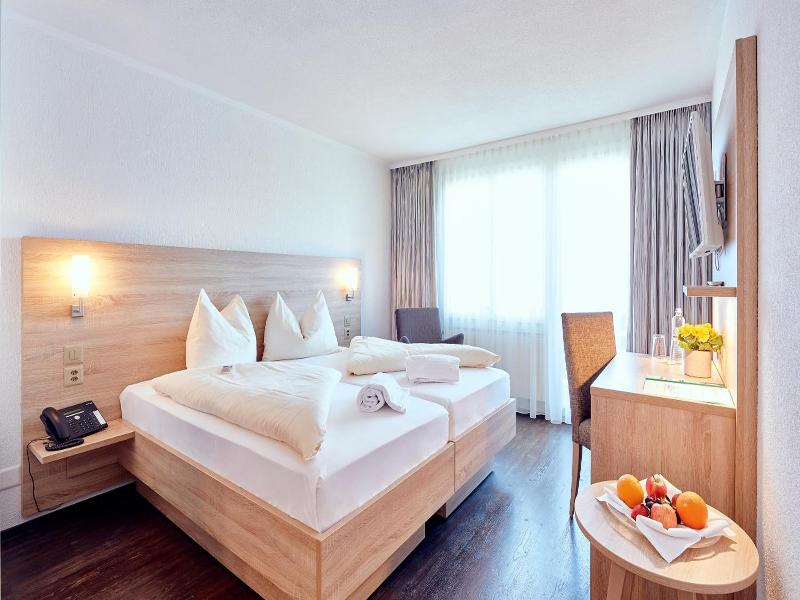 Hotel Kreuz image