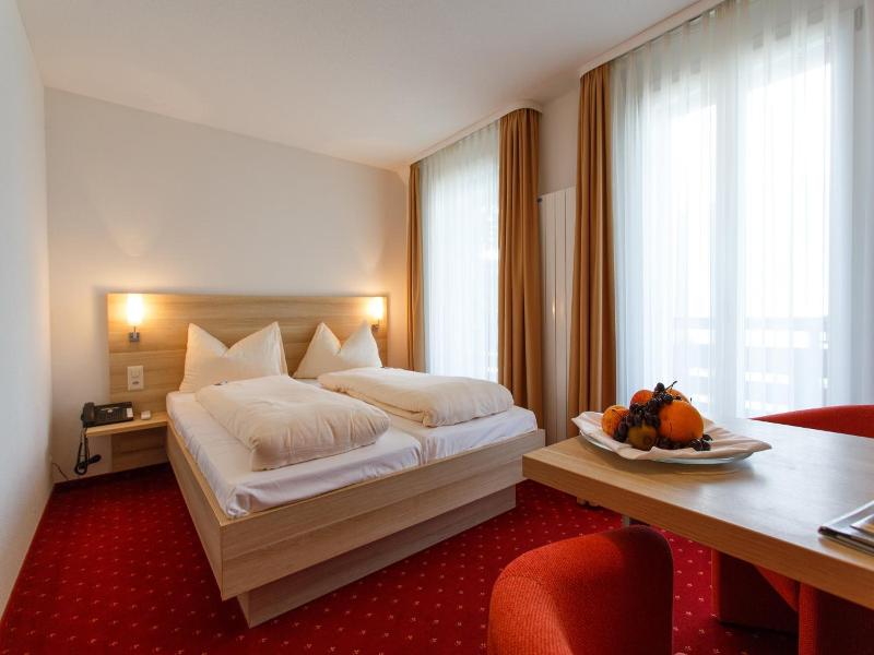 Hotel Kreuz image