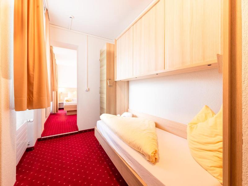 Hotel Kreuz image