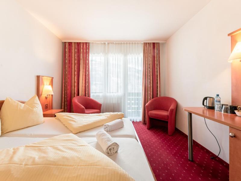 Hotel Kreuz image