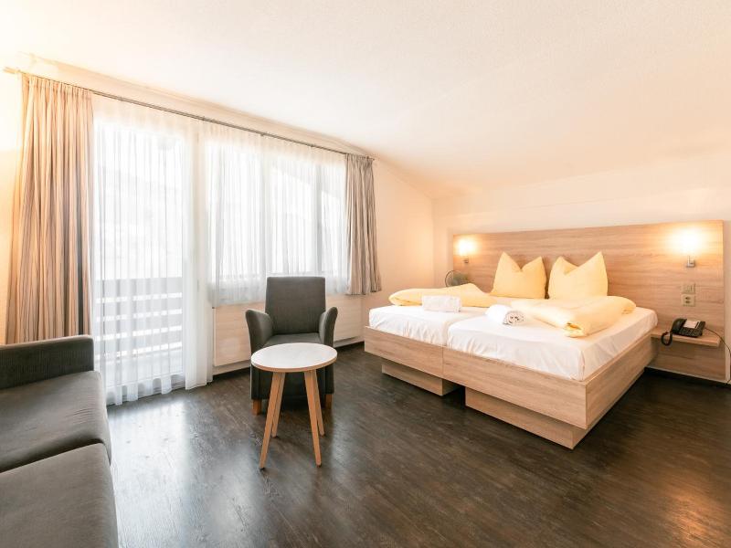 Hotel Kreuz image