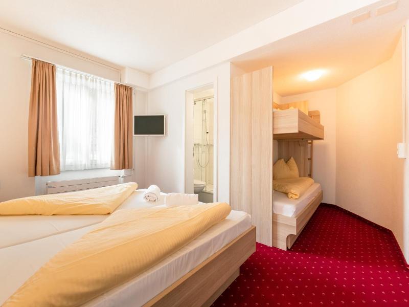 Hotel Kreuz image