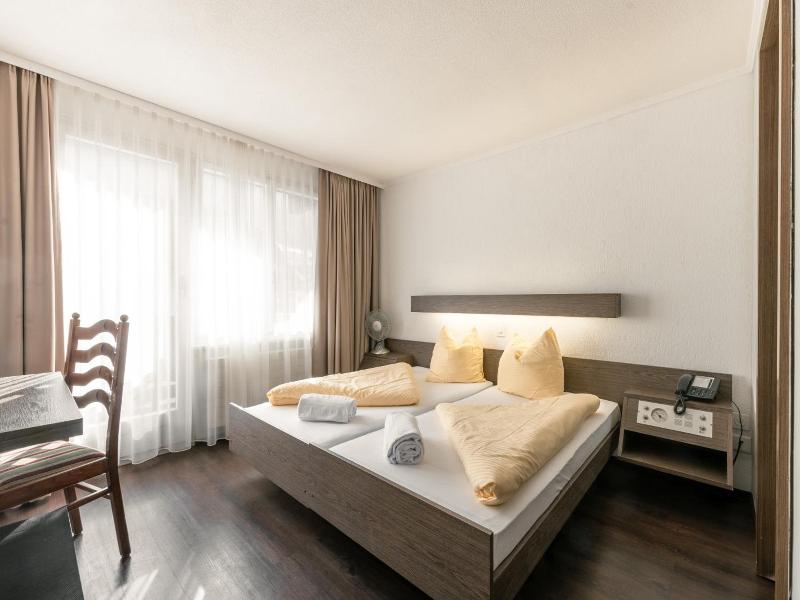 Hotel Kreuz image