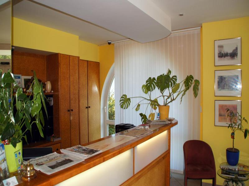 Hotel Am Buschkrugpark image