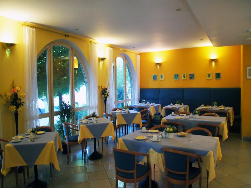 Hotel Am Buschkrugpark image