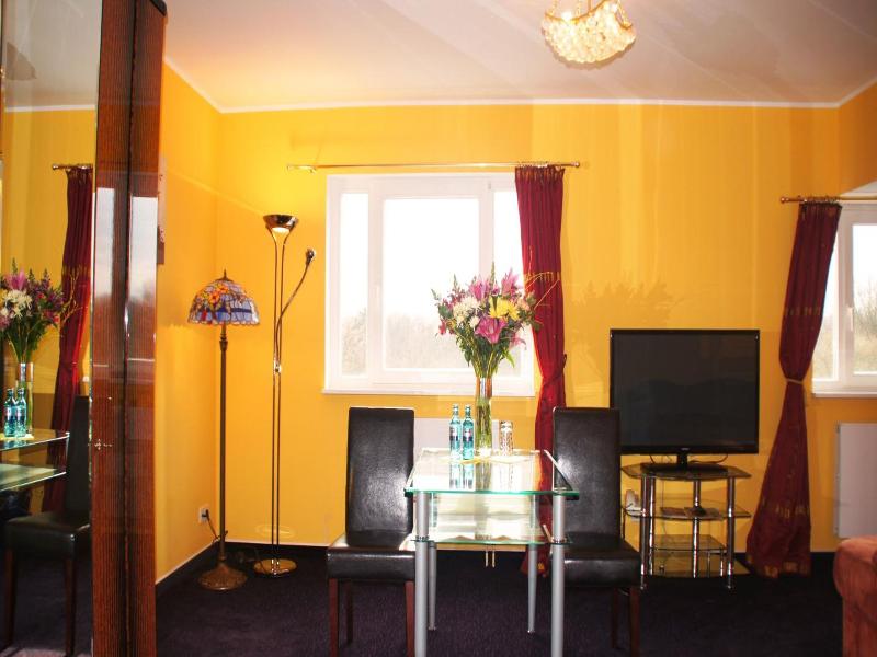 Hotel Am Buschkrugpark image
