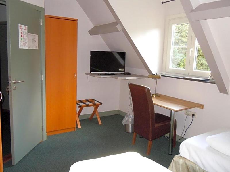 Malcot Hotel image