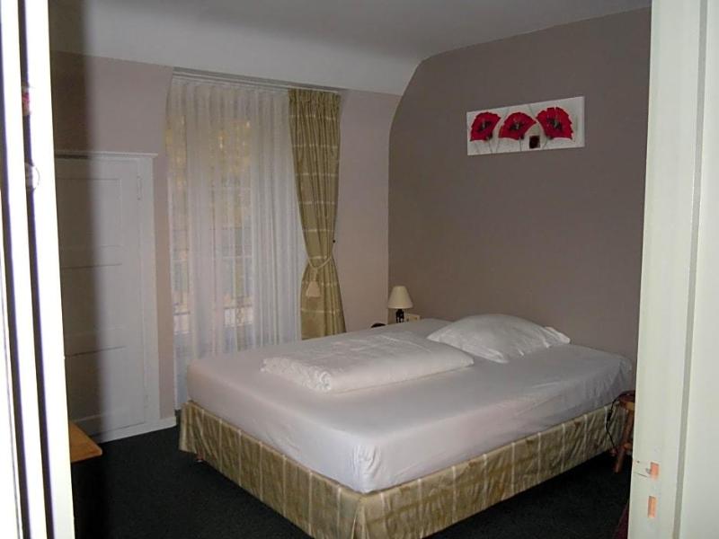 Malcot Hotel image