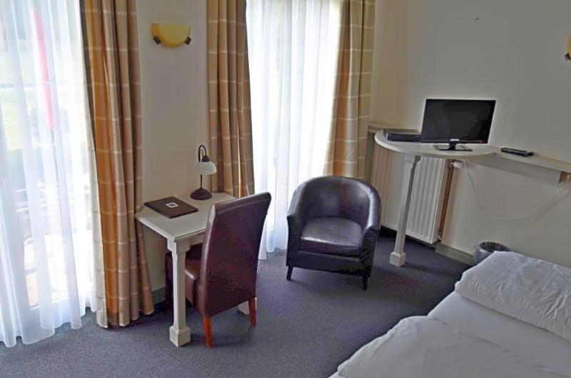Malcot Hotel image