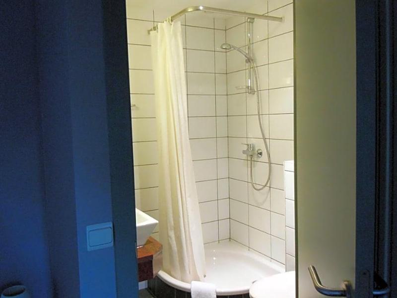 Malcot Hotel image