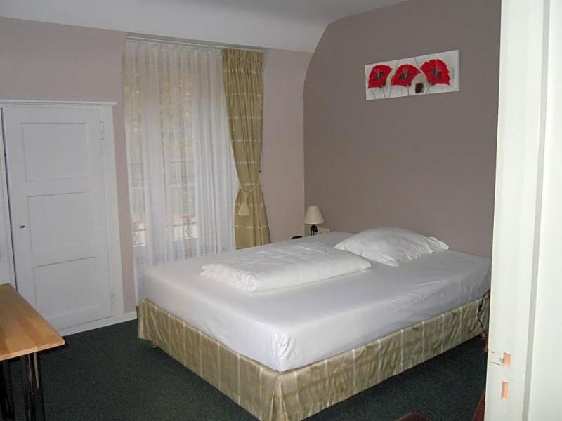Malcot Hotel image
