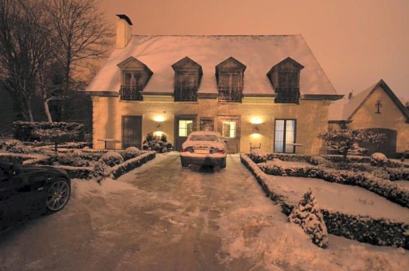 Malcot Hotel image
