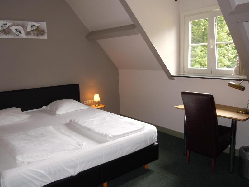 Malcot Hotel image