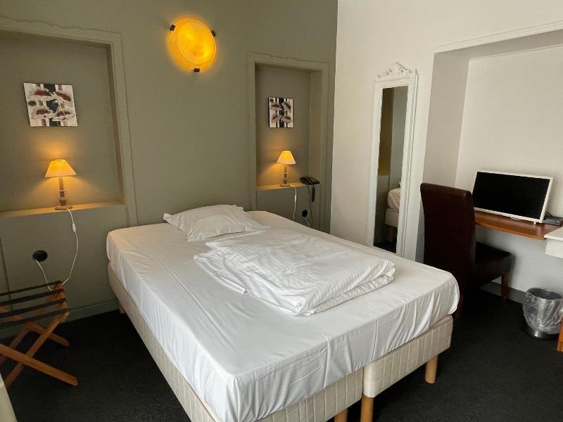 Malcot Hotel image