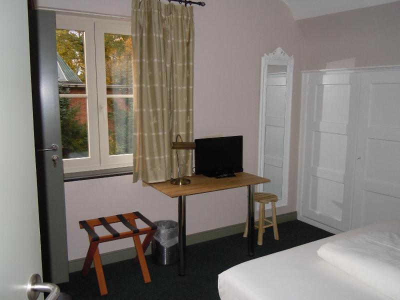 Malcot Hotel image