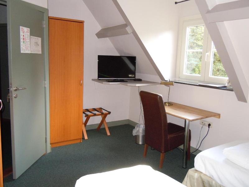 Malcot Hotel image