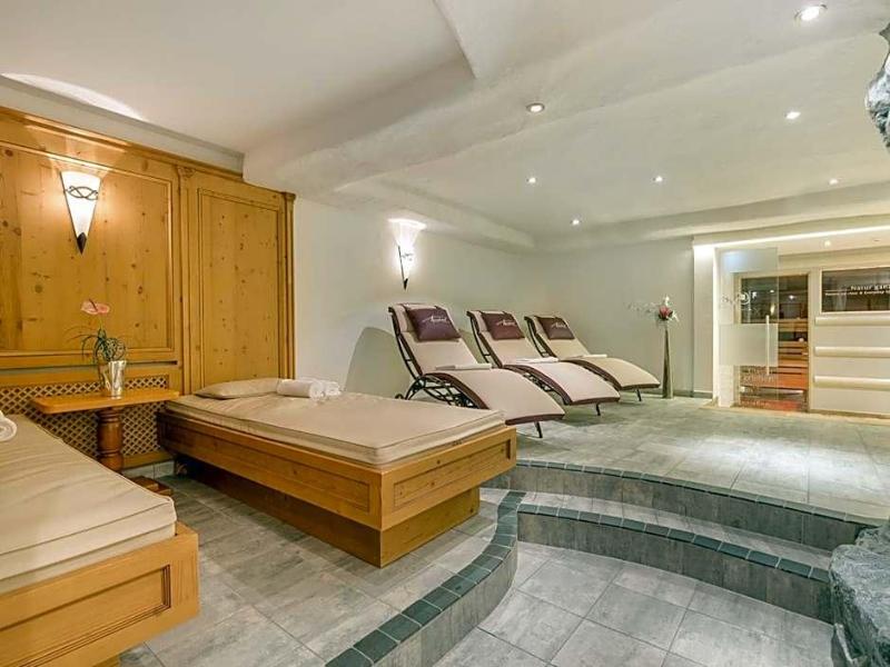 Hotel Alpenland image