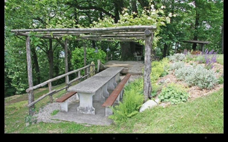 Grotto Flora B&B image