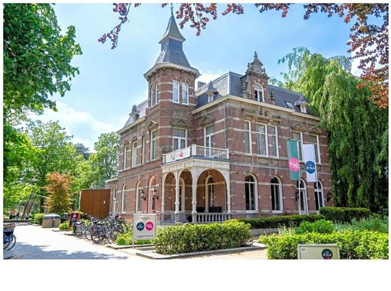 Hotel De Villa image