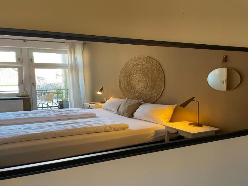 Auerstein image
