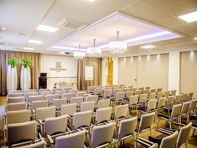 Ararat All Suites Hotel Klaipeda image