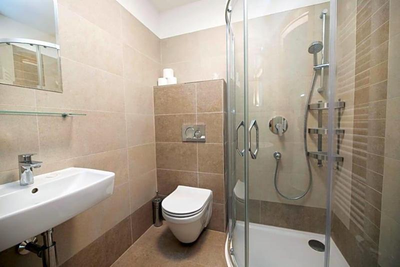 Hotel Rakovec image