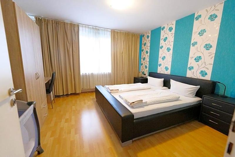 Zum Kluverbaum image