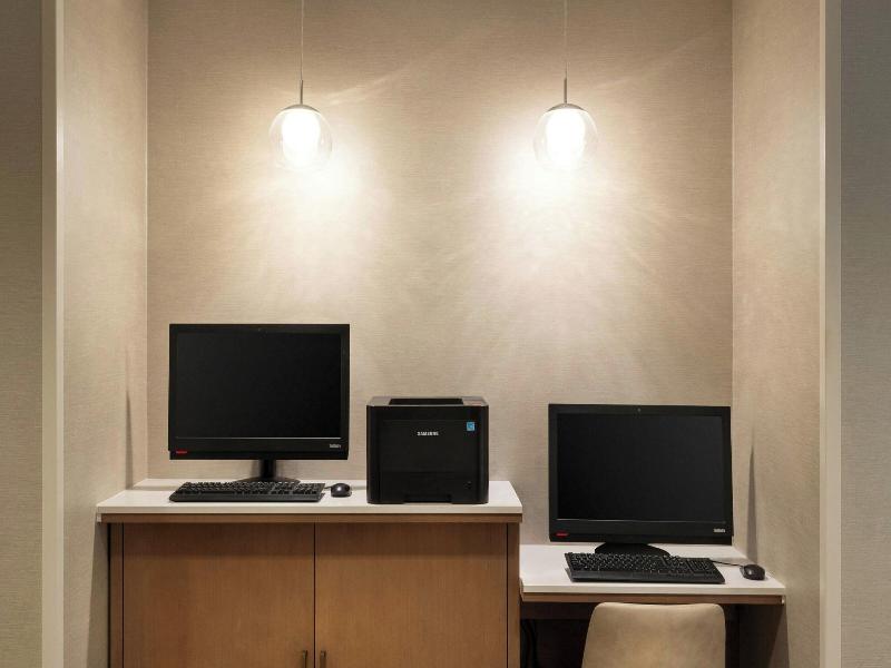 Residence Inn Gainesville I-75 image