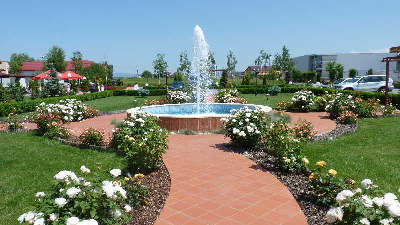 Garden Club Hotel image