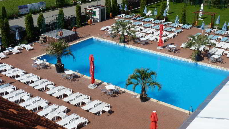 Garden Club Hotel image