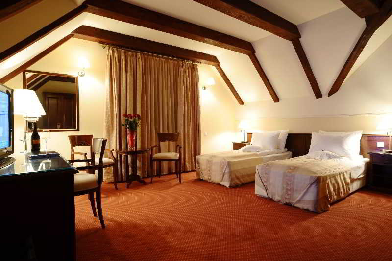 Garden Club Hotel image