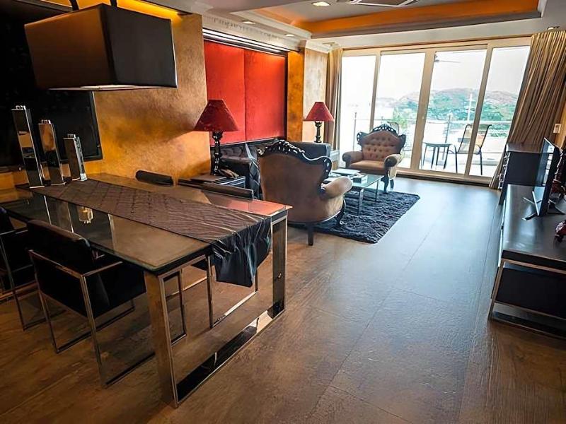 Fields Plaza Condo image