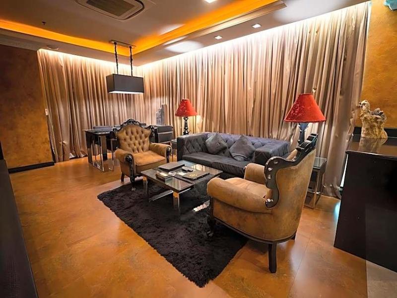 Fields Plaza Condo image