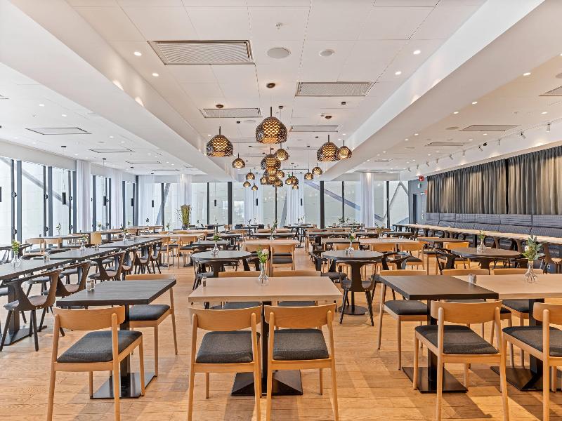 Quality Hotel Strawberry Arena image