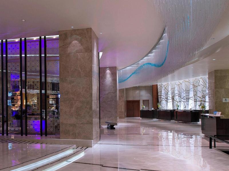 Sheraton Bangalore Hotel At Brigade Gateway image