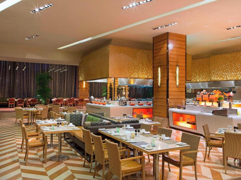 Sheraton Bangalore Hotel At Brigade Gateway image