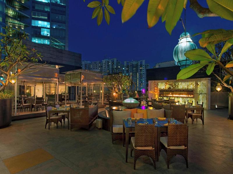 Sheraton Bangalore Hotel At Brigade Gateway image