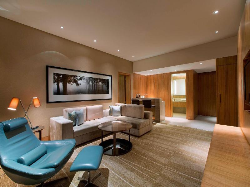 Sheraton Bangalore Hotel At Brigade Gateway image