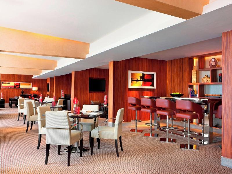 Sheraton Bangalore Hotel At Brigade Gateway image