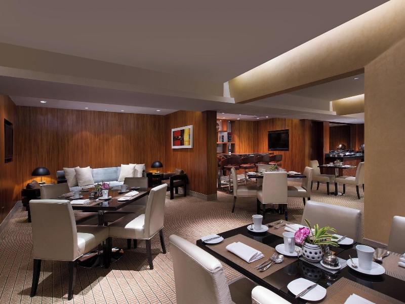 Sheraton Bangalore Hotel At Brigade Gateway image
