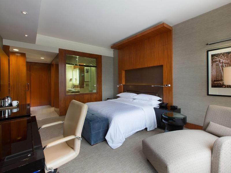 Sheraton Bangalore Hotel At Brigade Gateway image