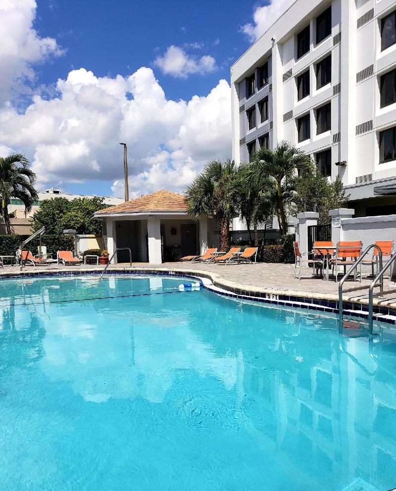 Holiday Inn Express & Suites Miami-Hialeah