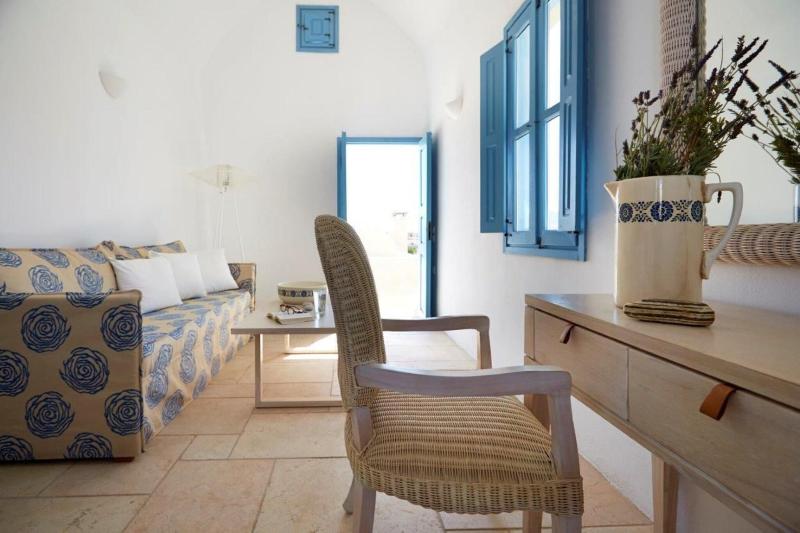 Black Rose Suites image