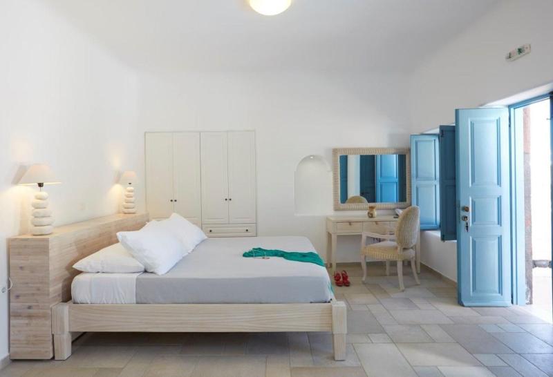 Black Rose Suites image