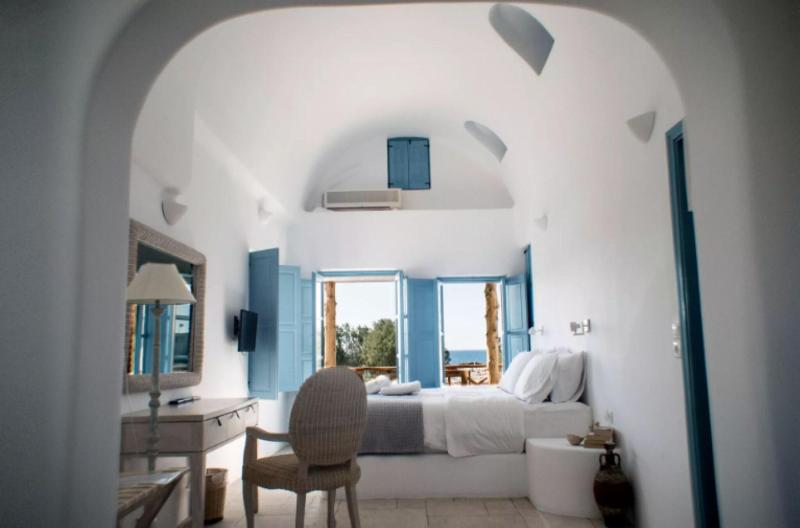 Black Rose Suites image