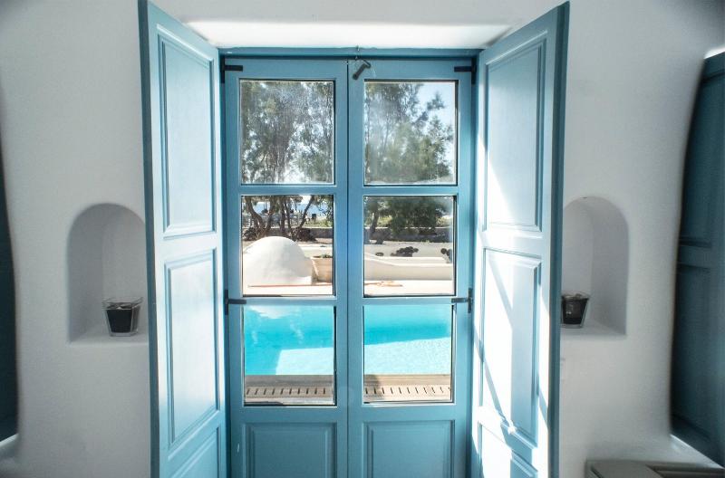 Black Rose Suites image