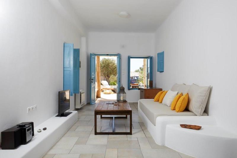 Black Rose Suites image