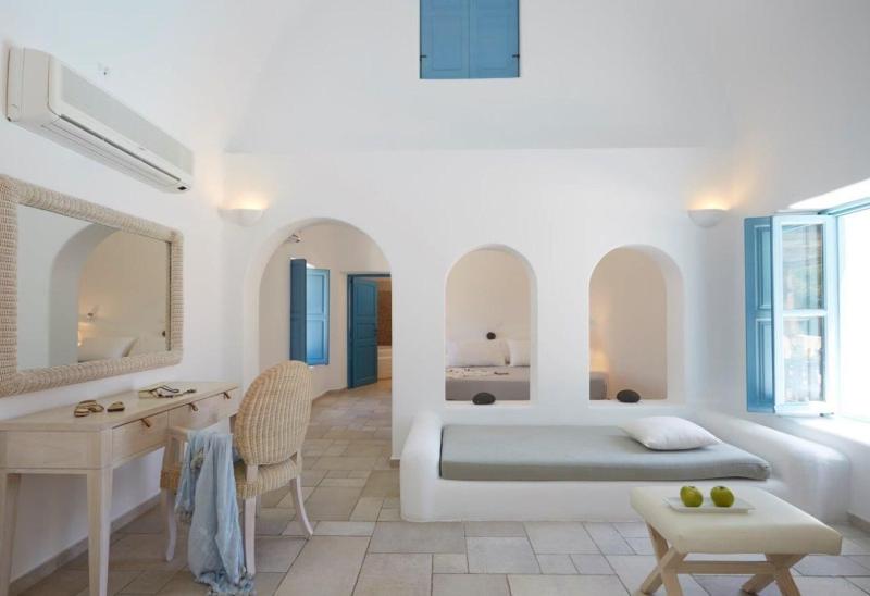 Black Rose Suites image