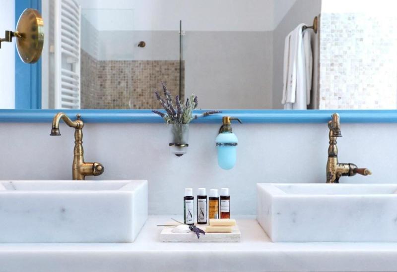 Black Rose Suites image